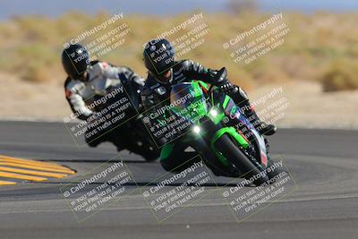 media/Oct-08-2022-SoCal Trackdays (Sat) [[1fc3beec89]]/Turn 16 (125pm)/